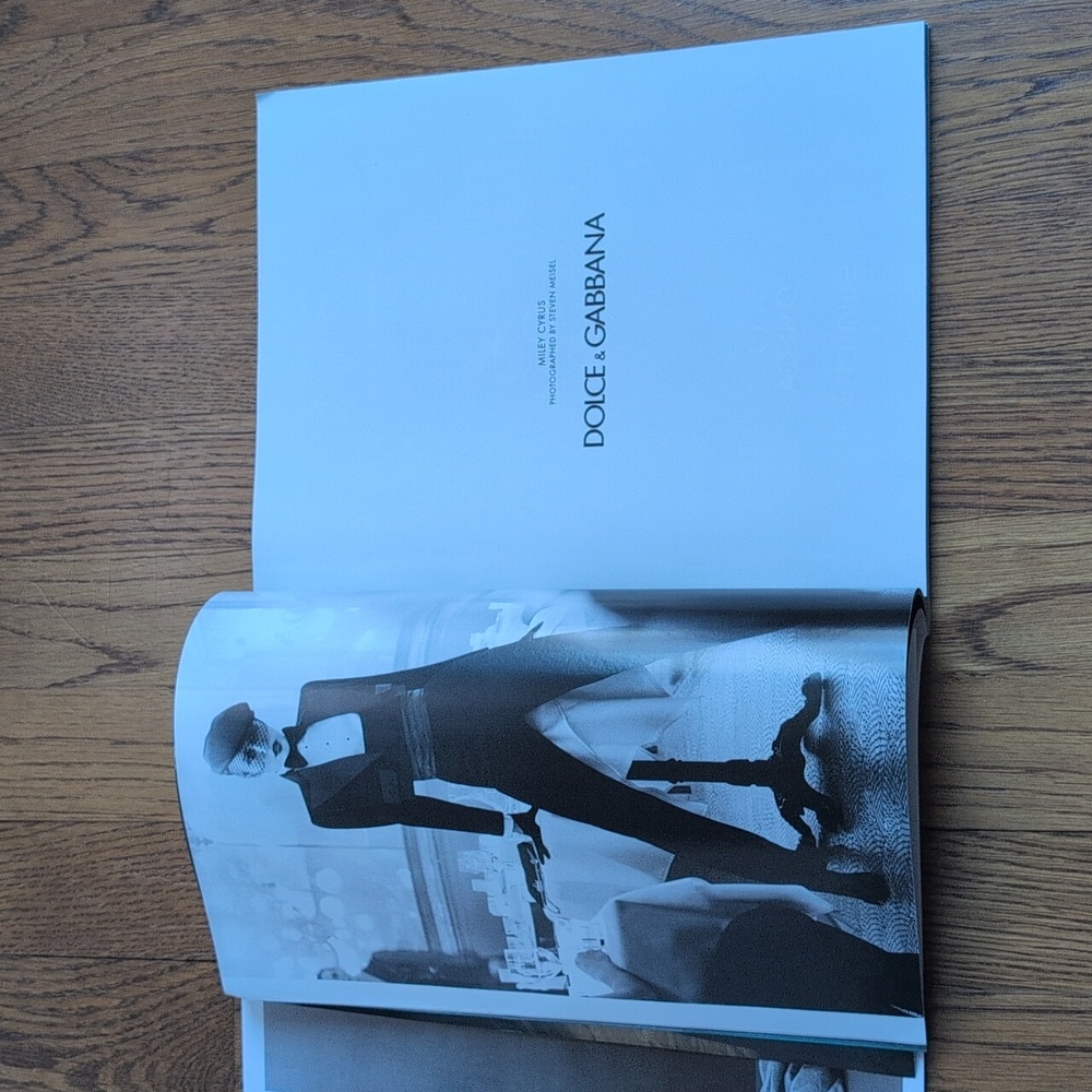 Elle Magazine Lisa Breaks Out Sept Issue Plus: Your Fall Fashion Lookbook - Picture 7 of 16